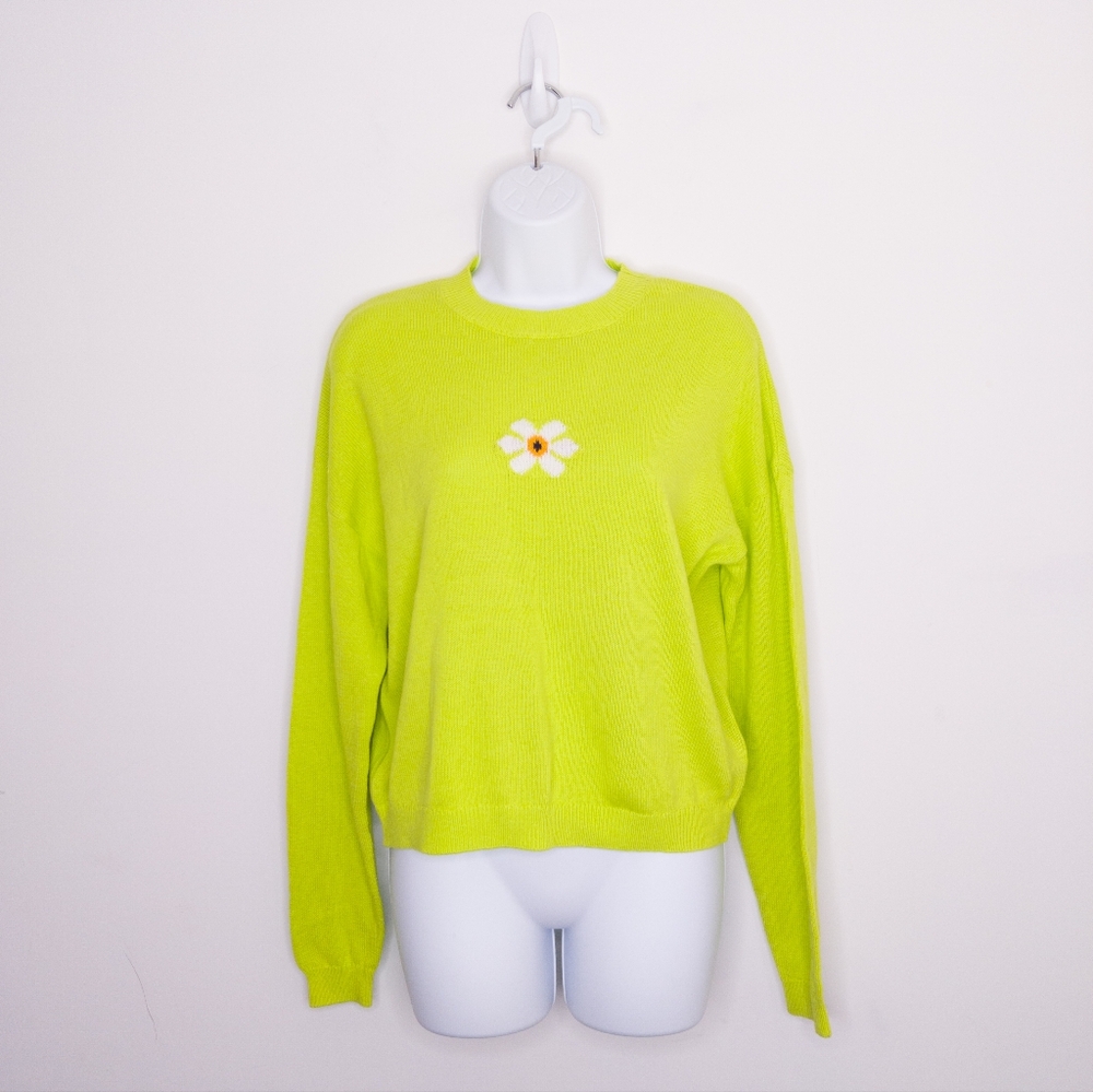 Abound Sweater Size Medium Lime Green Flower Women's Top